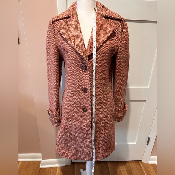 Cabi size 0 pink tweed herringbone wool blend coat.  Single breasted, 3 buttons - Picture 9 of 14